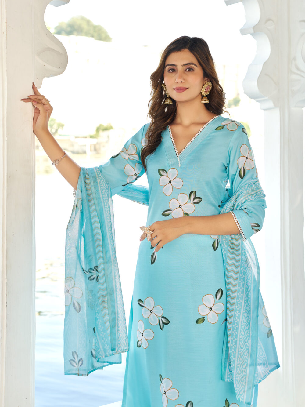 Blue Printed Cotton Blend Kurta Set for Women | Casual Wear | Just Ethnic - Image 3